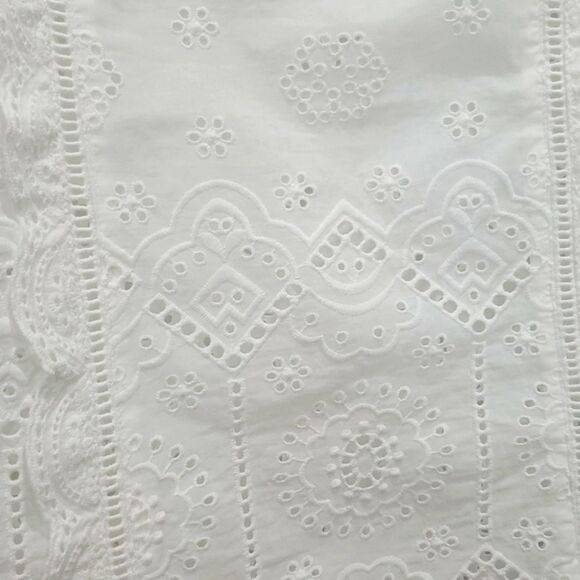 J McLaughlin Joanie Eyelet Blouse size M, NWT - Picture 2 of 9
